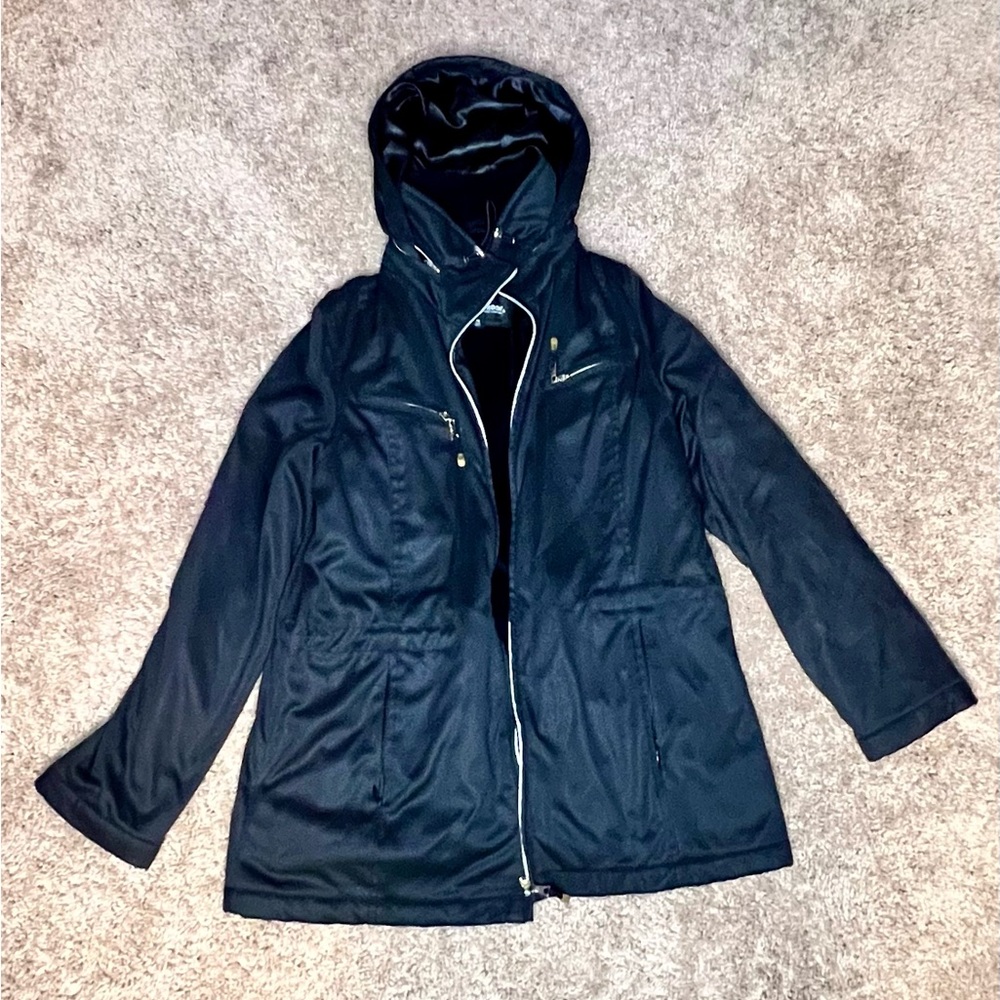 Black Waterproof Zip-up Jacket size: Medium